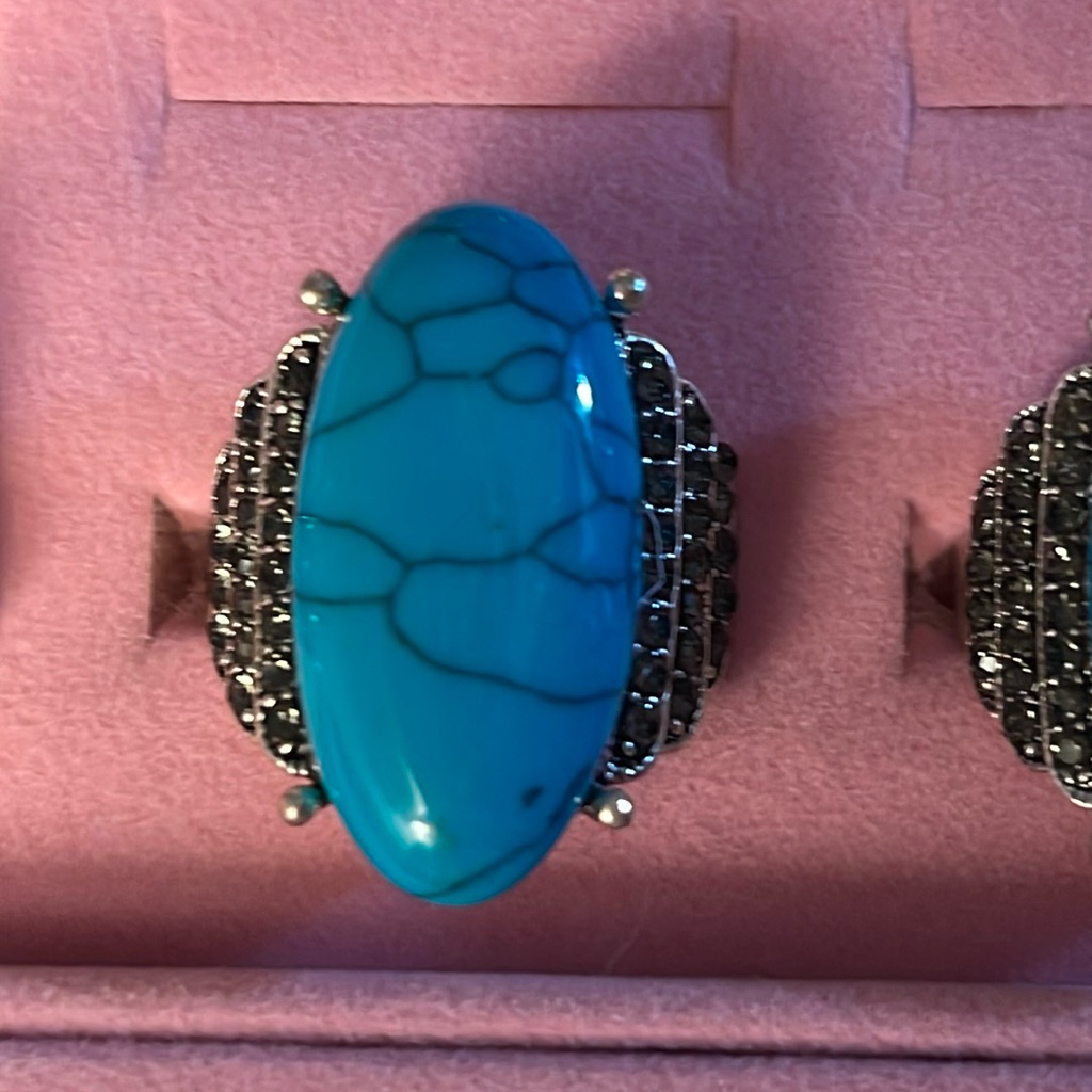 Size 10 Semi Precious Turquoise Marquisite Ring 28$
